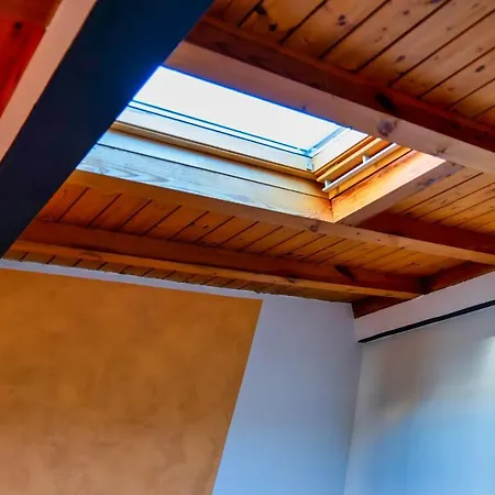 Casa Indipendente 콜레키오