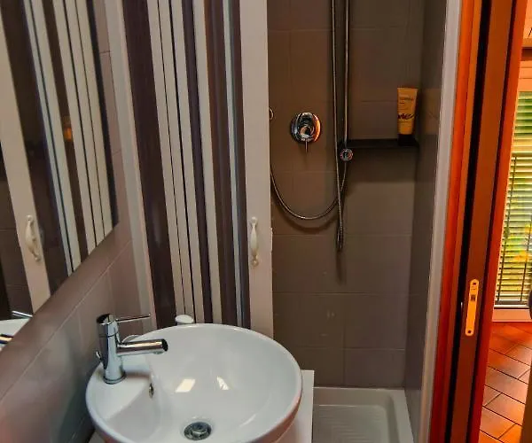 Casa Indipendente コッレッキオ